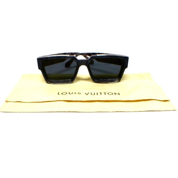 Louis Vuitton Virgil Alboh Sunglasses Z1326E Gris/ Grey Marble LV
